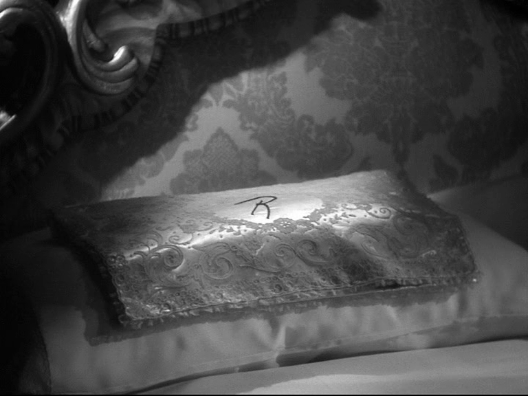 rebecca1940-monogram-nightgowncase